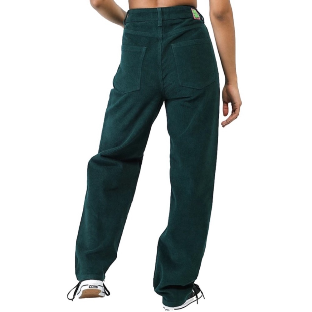 Women’s Empyre Tori Green Baggy 90’s Corduroy Skate Pants Size 0